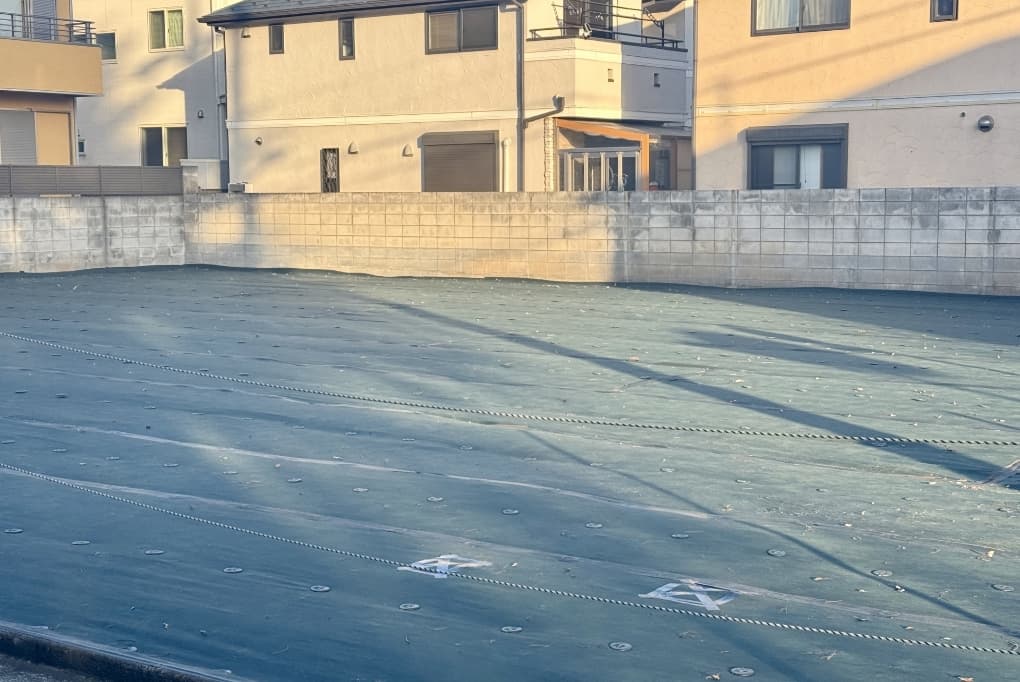 防草シート施工現場